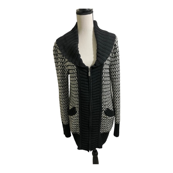 White House black market zipper front tunic sweater size medium. Knit - Picture 2 of 12